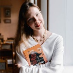Филиппенко Валя - писатель